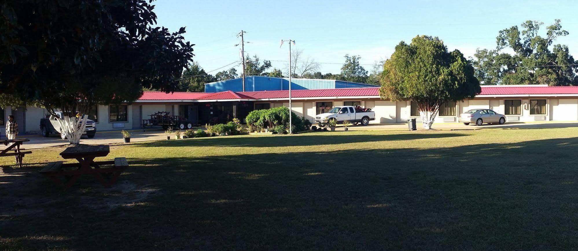 Country Inn Motel Oakdale Exterior photo